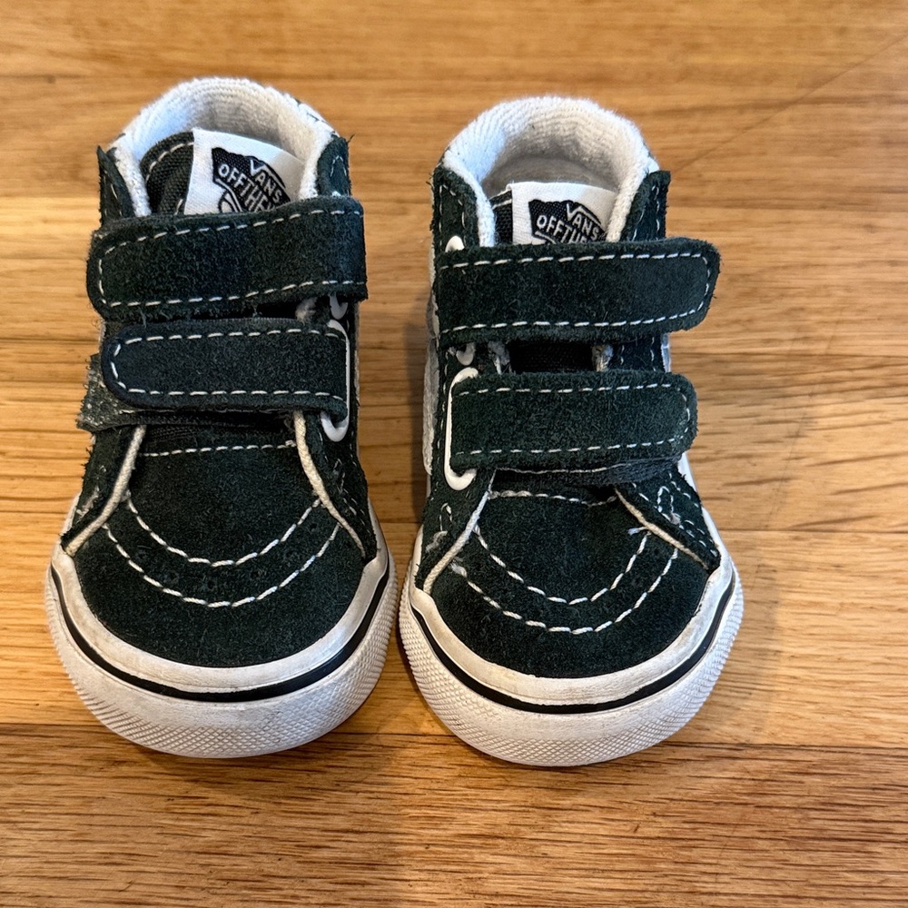 Vans Toddler SK8-Mid V Shoe